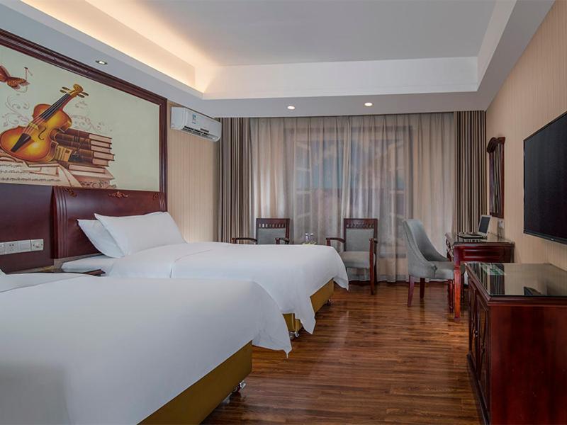 Vienna Hotel Shenzhen Shangjin Center Екстериор снимка